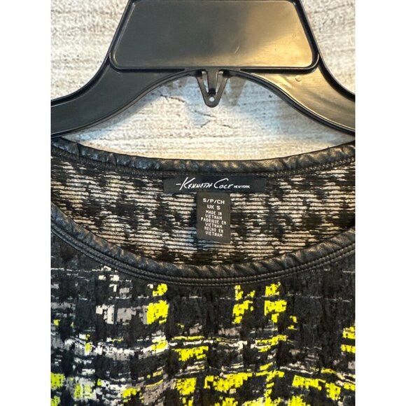 Kenneth Cole New York Long Sleeve Knit Top Black/Yellow Size S - Picture 2 of 3